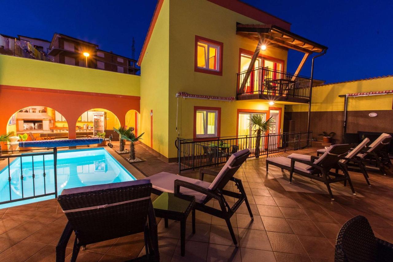 Apartments Ana Lorena Crikvenica Ngoại thất bức ảnh